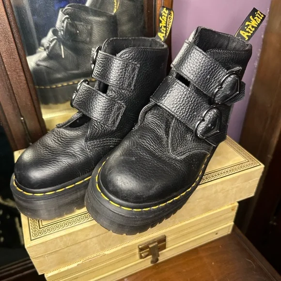 Devon Dr Martens with Heart Buckles - Picture 1 of 4